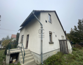 Eladó családi ház Balatonkenese 88 000 000 Ft