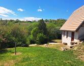BALATON-FELVIDÉKI HÁZ BALATONI PANORÁMÁVAL, FELSŐÖRSÖN A TERMÉSZET OLDALÁN