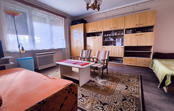 Eladó családi ház