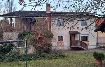 Eladó családi ház