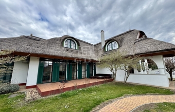 Kiadó családi ház