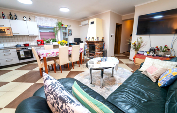 Eladó családi ház