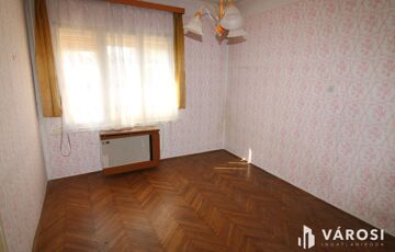 Eladó családi ház