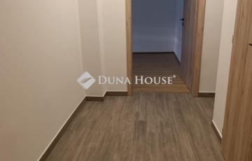 Eladó lakás