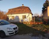 Eladó családi ház Komárom 30 500 000 Ft