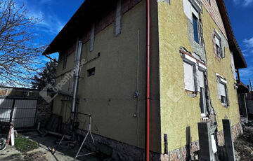 Eladó családi ház