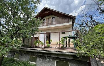 Eladó családi ház