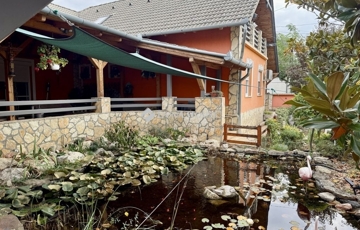 Eladó családi ház