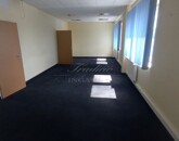 Eladó iroda/üzlethelyiség Győr 89 900 000 Ft