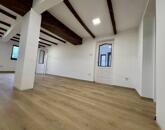 Szarvas külterületén, esztétikusan felújított tanya szántóval eladó