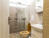 Eladó lakás Budapest VI. ker 70 100 000 Ft