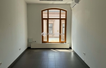 Kiadó iroda/üzlethelyiség