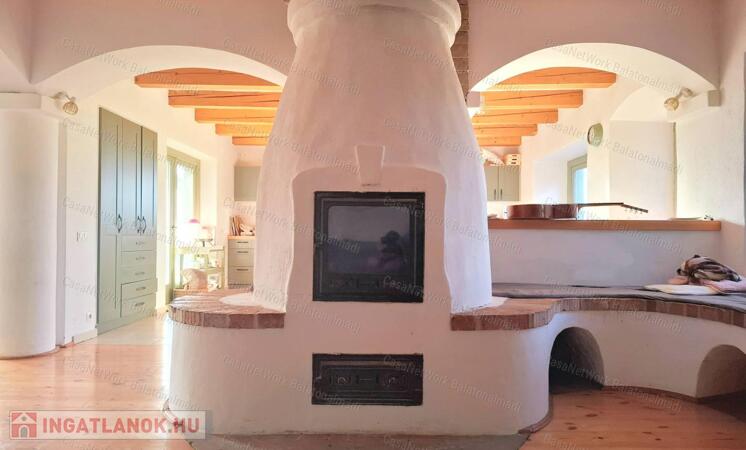 2,4 ha öko-birtok a Balaton-felvidéki Nemzeti Park tetején