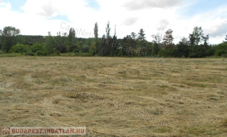 Befektetők figyelem! - eladó építési telek Balatonfűzfőn                                 