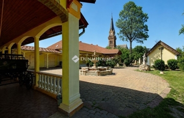 Eladó családi ház