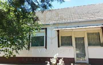 Eladó családi ház