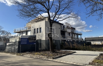 Eladó iroda/üzlethelyiség