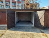 Szolnokon garázs eladó!