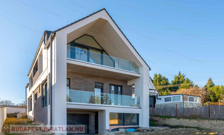 Panoráma Balatonalmádiban                                 