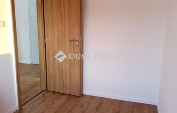 Eladó lakás