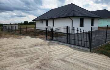 Eladó családi ház