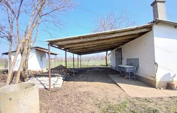 Eladó telek/földterület