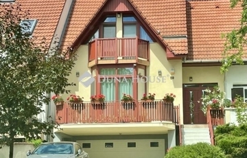Eladó családi ház