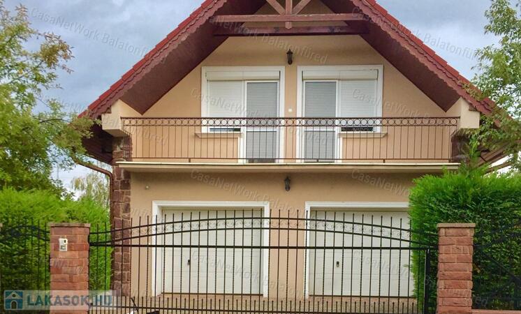 Kiadó  külön bejáratú 2 szobás +nappalis apartman                                 
