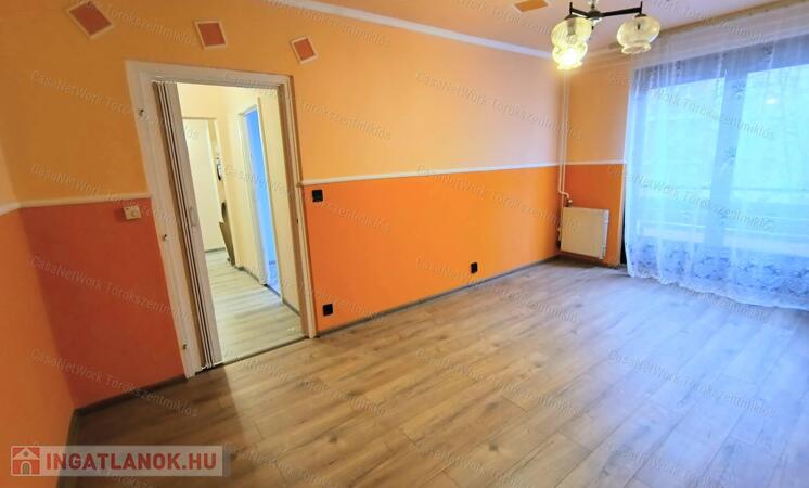 Eladó lakás Törökszentmiklóson!