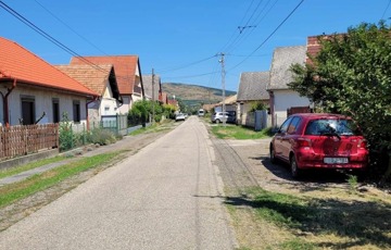 Eladó telek/földterület