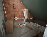 Eladó családi ház Budapest III. ker 128 800 000 Ft