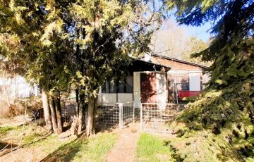 Eladó telek/földterület