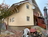 Eladó családi ház Kápolnásnyék 120 000 000 Ft