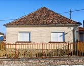 Eladó családi ház Kocs 55 000 000 Ft