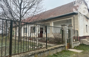 Eladó családi ház