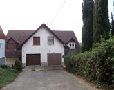 Eladó családi ház Komló 80 000 000 Ft