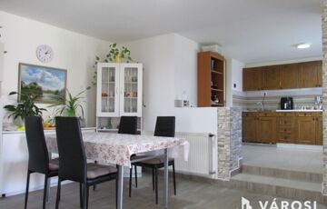 Eladó családi ház