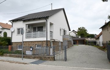 Eladó családi ház