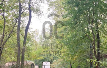 Eladó telek/földterület