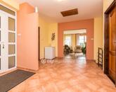 Eladó családi ház Piliscsaba 135 000 000 Ft