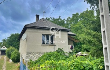 Eladó családi ház