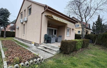 Eladó családi ház