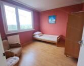 Oroszlányban, a tóparton eladó 62nm-es 3 szobás, hallos, erkélyes lakás!