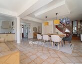 Eladó családi ház Siófok 375 000 000 Ft