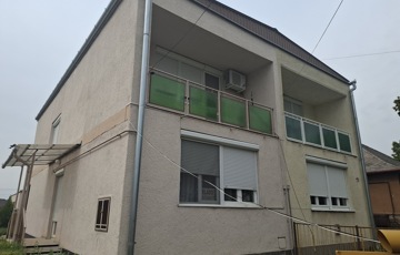 Eladó családi ház