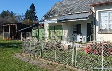 Eladó családi ház