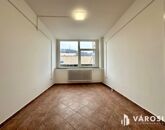 Kiadó iroda/üzlethelyiség Salgótarján 50 000 Ft