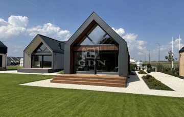 Eladó családi ház