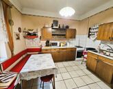 Eladó családi ház Kömpöc 32 500 000 Ft