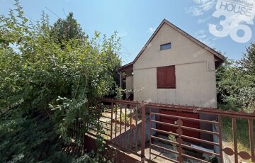 Eladó családi ház